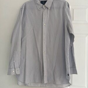 Men’s button down dress shirt